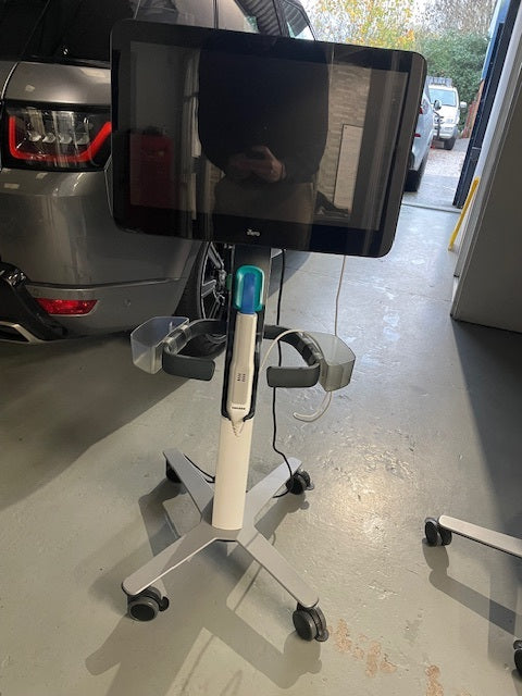 iTero Element 5D Plus Dental Scanner A660