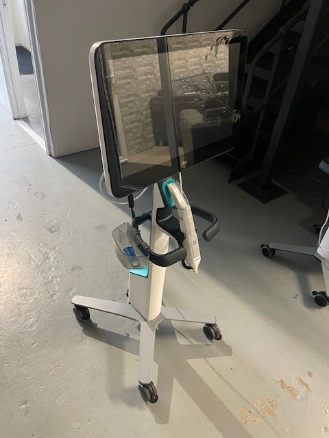 iTero Element 5D Plus Dental Scanner A141