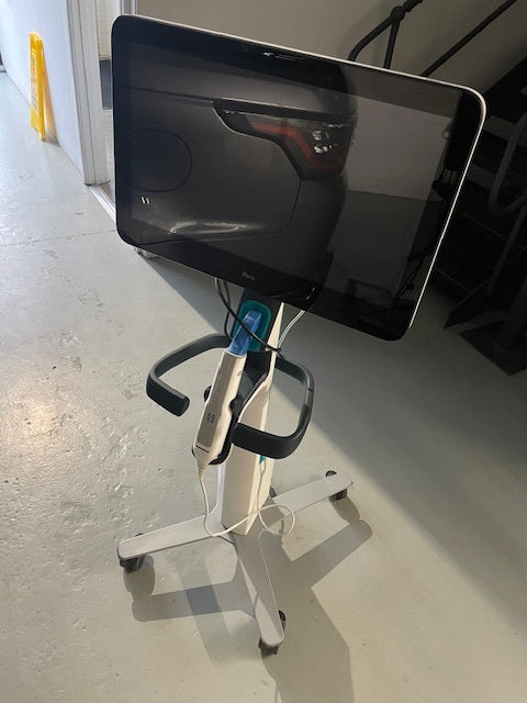 iTero Element 5D Plus Dental Scanner A123